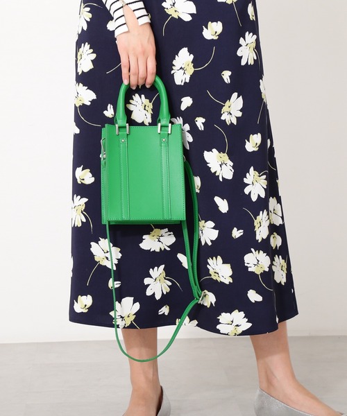 NATURAL BEAUTY BASIC(ナチュラルビューティーベーシック)の「スクエアタイニーバッグ(トートバッグ・レディース・グリーン/オレンジ/ブラック・フリ-)」の4枚目の写真