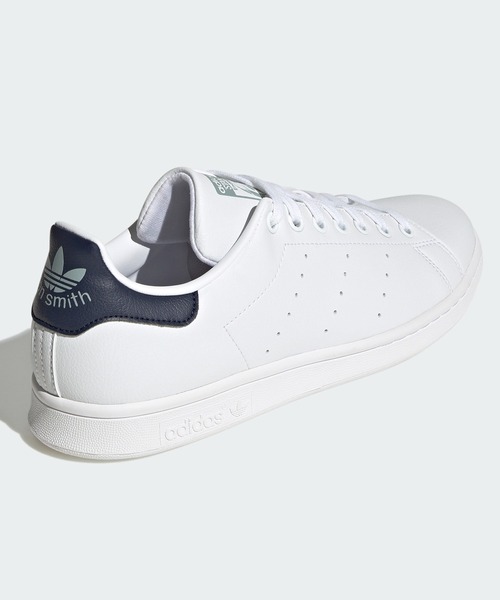 adidas（アディダス）の「スタンスミス / Stan Smith / アディダスオリジナルス（メンズ/レディース）（スニーカー・メンズ・ホワイト×ネイビー・23.5cm/24.5cm/23.0cm/24.0cm/28.0cm/25.5cm/27.5cm/25.0cm/26.0cm/27.0cm/22.0cm/22.5cm/29.0cm/26.5cm/28.5cm）」の5枚目の写真
