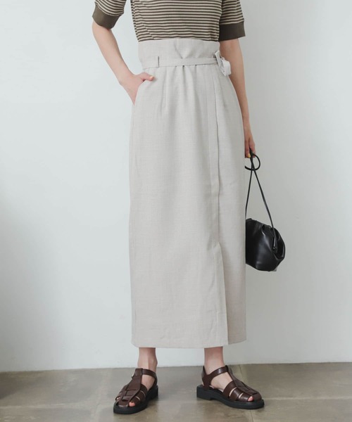 SENSE OF PLACE by URBAN RESEARCH（センスオブプレイスバイアーバンリサーチ）の「『XS・TALL展開あり』リネンライクハイウエストラップスカート（スカート・レディース・ブラック/レッド/ブルー/グリーン/ライトベージュ・SMALL/MEDIUM/LARGE/X-SMALL/TALL）」の3枚目の写真