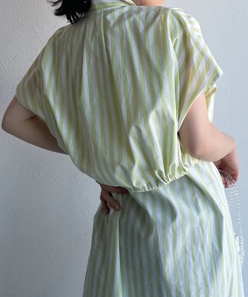 w closet(ダブルクローゼット)の「先染めストライプレイヤード風シャツワンピース(シャツワンピース・レディース・ブラック/ブルー/グリーン・FREE)」の15枚目の写真