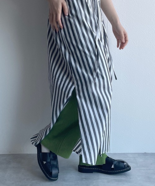 w closet（ダブルクローゼット）の「先染めストライプレイヤード風