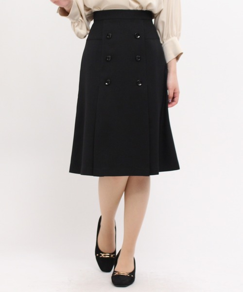 TRUDEA(トルディア)の「フロントボタン フレアスカート(スカート・レディース・グリーン/グレイッシュベージュ/ブラック・LARGE/SMALL/MEDIUM)」の1枚目の写真