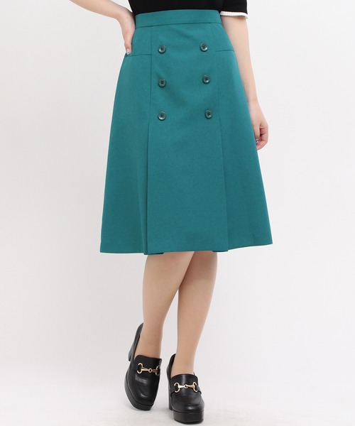 TRUDEA(トルディア)の「フロントボタン フレアスカート(スカート・レディース・グリーン/グレイッシュベージュ/ブラック・LARGE/SMALL/MEDIUM)」の16枚目の写真