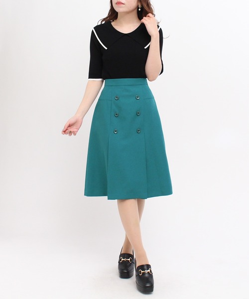 TRUDEA(トルディア)の「フロントボタン フレアスカート(スカート・レディース・グリーン/グレイッシュベージュ/ブラック・LARGE/SMALL/MEDIUM)」の8枚目の写真