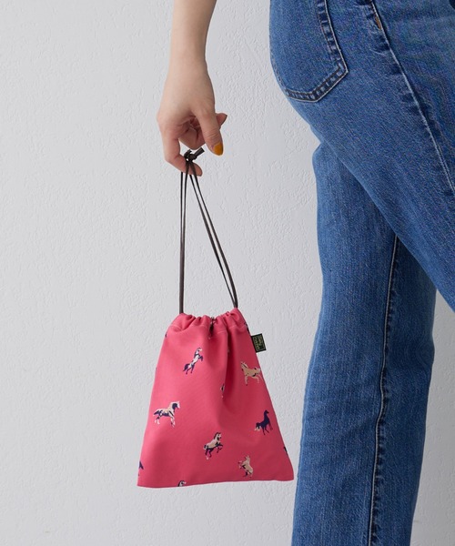 Daily russet(デイリー ラシット)の「WOODLANDER / 巾着ポーチ(S)(ポーチ・レディース・ピンク/ネイビー/ベージュ/グリーン/グレー・FREE)」の9枚目の写真