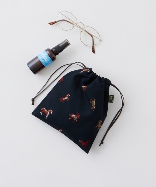 Daily russet(デイリー ラシット)の「WOODLANDER / 巾着ポーチ(S)(ポーチ・レディース・ピンク/ネイビー/ベージュ/グリーン/グレー・FREE)」の15枚目の写真