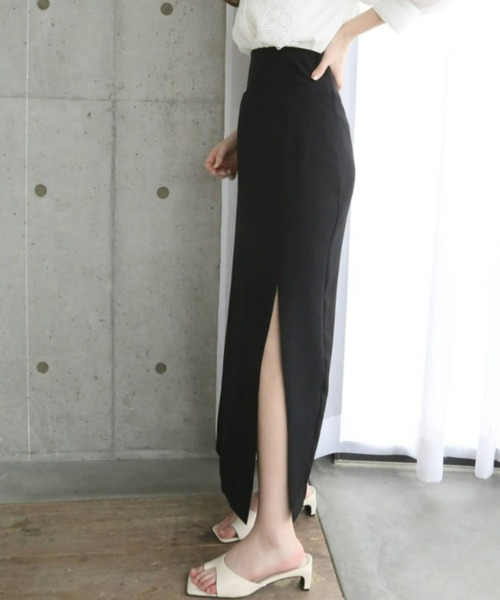 moment+（モーメントプラス）の「カットジョーゼット フロントスリットペンシルタイトスカート（スカート・レディース・ブラック/アイボリー/グレイッシュベージュ/ブラウン・S/M/L）」の18枚目の写真