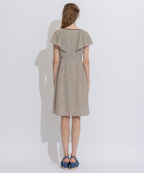 TOCCA（トッカ）の「【洗える！】SWALLOW TAIL ドレス（ワンピース・レディース・ブラック系5/ベージュ系5・2/0/4/6）」の6枚目の写真