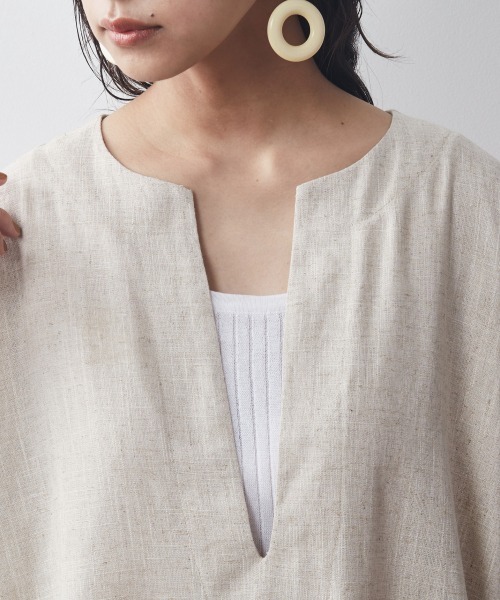 CHIC STYLE（シックスタイル）の「＜大きいサイズ＞深Vネック