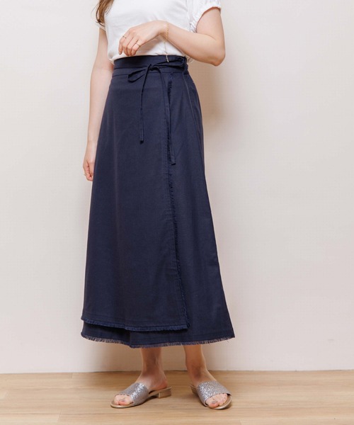 flower(フラワー)の「フューリーフリンジスカート(スカート・レディース・ネイビー/ベージュ・FREE)」の1枚目の写真