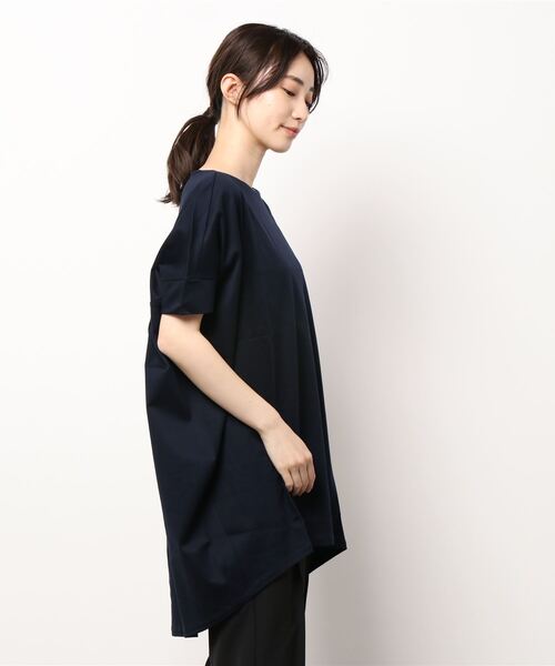 mizuiroind（ミズイロインド）の「mizuiro ind ボートネックコクーンプルオーバー（Tシャツ/カットソー・レディース・ネイビー/ブラック/ホワイト/チャコールグレー/グレー・FREE）」の6枚目の写真