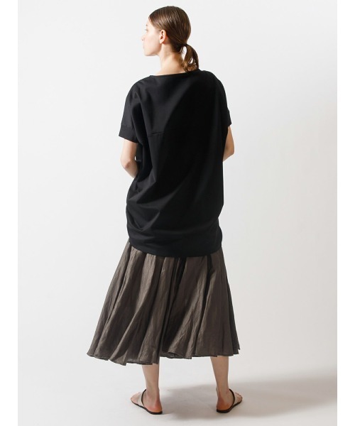 mizuiroind（ミズイロインド）の「mizuiro ind ボートネックコクーンプルオーバー（Tシャツ/カットソー・レディース・ネイビー/ブラック/ホワイト/チャコールグレー/グレー・FREE）」の9枚目の写真