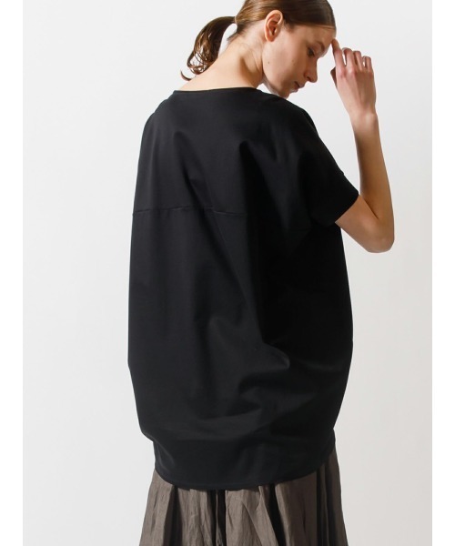 mizuiroind（ミズイロインド）の「mizuiro ind ボートネックコクーンプルオーバー（Tシャツ/カットソー・レディース・ネイビー/ブラック/ホワイト/チャコールグレー/グレー・FREE）」の13枚目の写真