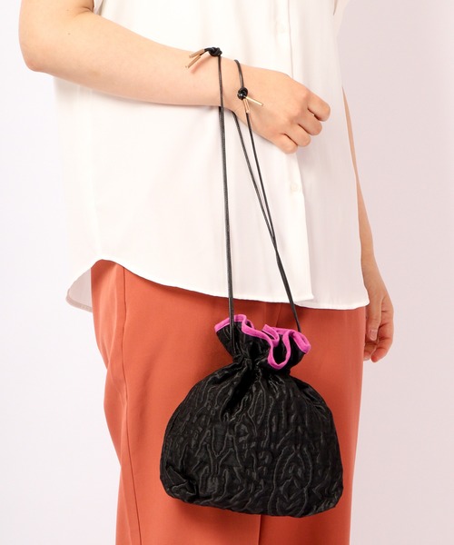 FUNALIVE(ファンアライブ)の「dignity closet くしゅくしゅチュールバッグ/Kusyu Tulle Bag(ショルダーバッグ・レディース・ブラック/グレー/アイボリー・FREE)」の19枚目の写真