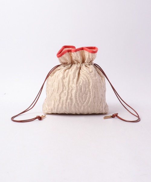 FUNALIVE(ファンアライブ)の「dignity closet くしゅくしゅチュールバッグ/Kusyu Tulle Bag(ショルダーバッグ・レディース・ブラック/グレー/アイボリー・FREE)」の4枚目の写真