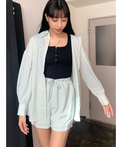 EMODA（エモダ）の「リラックスボリュームシャツ（シャツ/ブラウス・レディース・グレー/ブラック/その他・FREE）」の3枚目の写真