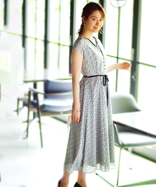 手洗いできる 細見えツートンフラワープリント リボン付きワンピース ワンピース Emilyan エミリアン のファッション通販 Zozotown