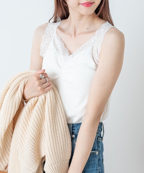 WEGO（ウィゴー）の「WEGO/ギャザーレースタンクトップ（タンクトップ・レディース・ホワイト/ブラック/ピンク・FREE）」の2枚目の写真