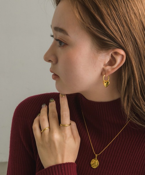 muku(ムク)の「金属アレルギー対応 ツイストウェーブリング/サージカルステンレス/316L(リング・レディース・ゴールド/シルバー・11/13/3/9)」の11枚目の写真