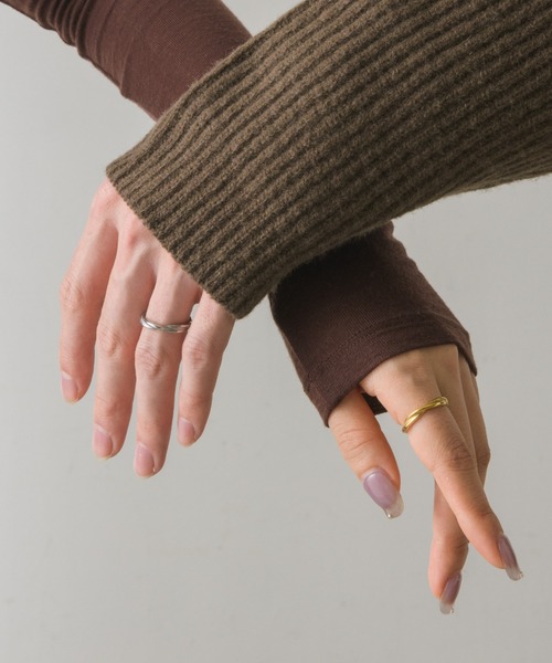 muku(ムク)の「金属アレルギー対応 ツイストウェーブリング/サージカルステンレス/316L(リング・レディース・ゴールド/シルバー・11/13/3/9)」の14枚目の写真