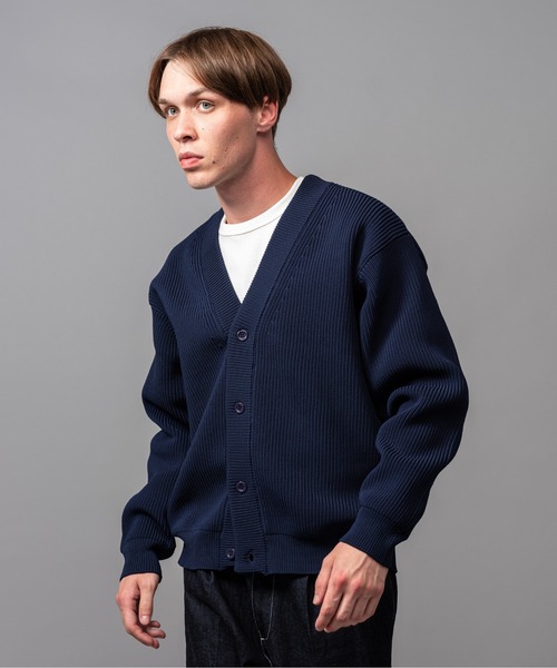 MR.OLIVE(ミスターオリーブ)の「ローゲージ アゼ編み ポリエステルニット / スタンダード カーディガン(カーディガン/ボレロ・メンズ・ベージュ/ネイビー/グリーン/ブラック・MEDIUM/SMALL/LARGE)」の13枚目の写真