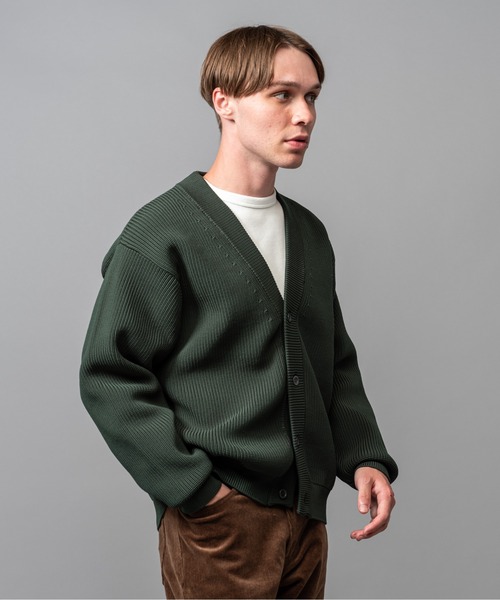 MR.OLIVE(ミスターオリーブ)の「ローゲージ アゼ編み ポリエステルニット / スタンダード カーディガン(カーディガン/ボレロ・メンズ・ベージュ/ネイビー/グリーン/ブラック・MEDIUM/SMALL/LARGE)」の11枚目の写真
