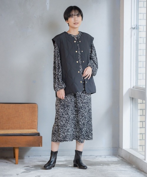 LEPSIM(レプシィム)の「キルティングベスト 346907(その他アウター・レディース・ブラック/カーキ・FREE)」の3枚目の写真