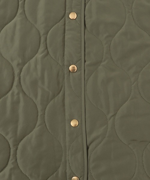 LEPSIM(レプシィム)の「キルティングベスト 346907(その他アウター・レディース・ブラック/カーキ・FREE)」の18枚目の写真