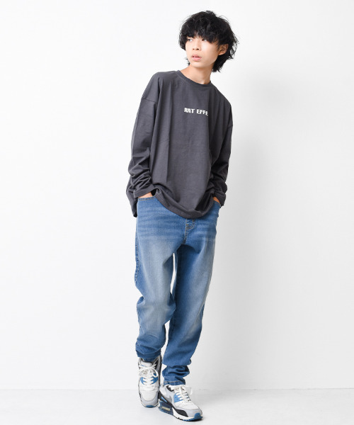 RAT EFFECT(ラットエフェクト)の「デニムテーパードパンツ(デニムパンツ・キッズ・ネイビー/ブルー/ケミカルウォッシュ・120/130/140/150/160)」の6枚目の写真