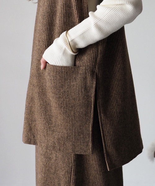 Riberry(リベリー)の「【セットアップ可】起毛ストライプVネックベスト(ベスト・レディース・ブラウン/グレー/チャコールグレー・MEDIUM)」の14枚目の写真