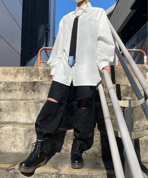 almo(アルモ)の「ミラーネクタイビッグシャツ(BQ)(シャツ/ブラウス・レディース・ブラック/ホワイト・MEDIUM)」の15枚目の写真