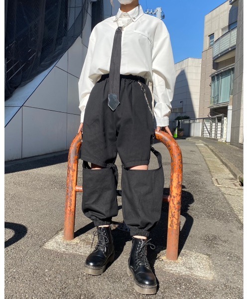 almo(アルモ)の「ミラーネクタイビッグシャツ(BQ)(シャツ/ブラウス・レディース・ブラック/ホワイト・MEDIUM)」の14枚目の写真