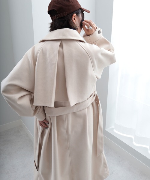 GeeRA（ジーラ）の「ステンカラーシングルロングコート（ステンカラーコート・レディース・アイボリー/ブラック/オレンジ・MEDIUM）」の2枚目の写真