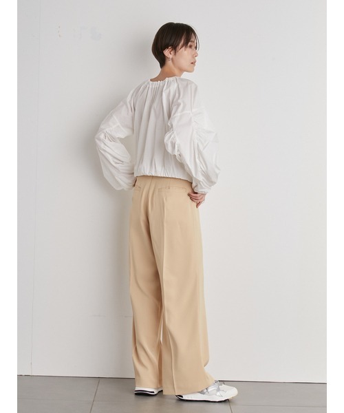 emmi(エミ)の「【emmi atelier】ナイロンギャザークロップドブラウス(シャツ/ブラウス・レディース・ブラック/ピンク/ホワイト・FREE)」の4枚目の写真