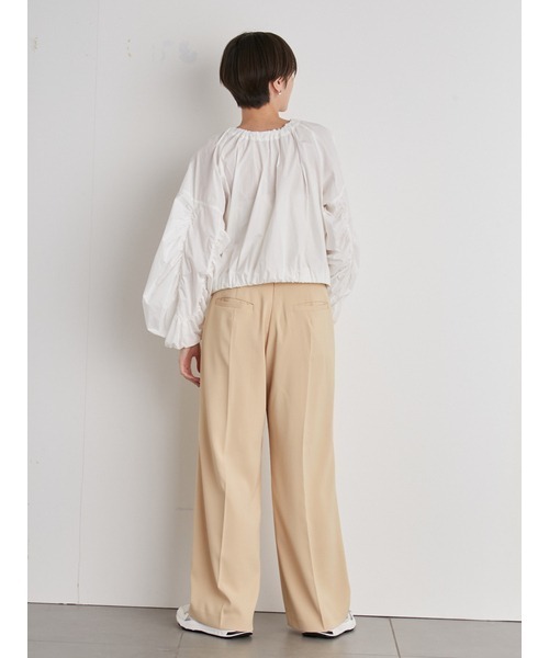 emmi(エミ)の「【emmi atelier】ナイロンギャザークロップドブラウス(シャツ/ブラウス・レディース・ブラック/ピンク/ホワイト・FREE)」の5枚目の写真