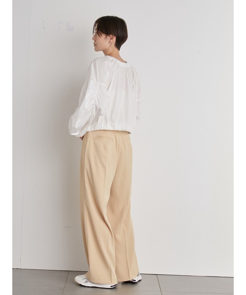 emmi(エミ)の「【emmi atelier】ナイロンギャザークロップドブラウス(シャツ/ブラウス・レディース・ブラック/ピンク/ホワイト・FREE)」の6枚目の写真