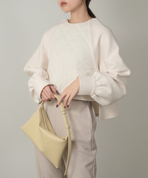 Amiur(エミレ)の「rectangle one handle bag(ハンドバッグ・レディース・アイボリー/イエロー系/ブラック・FREE)」の9枚目の写真