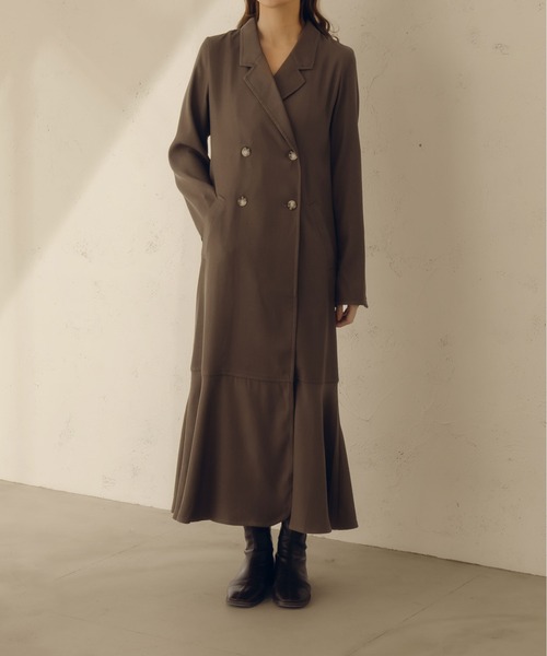 fupel（フぺル）の「マーメイドダブルコート（チェスターコート・レディース・グレイッシュベージュ/ブラウン系その他・FREE）」の4枚目の写真