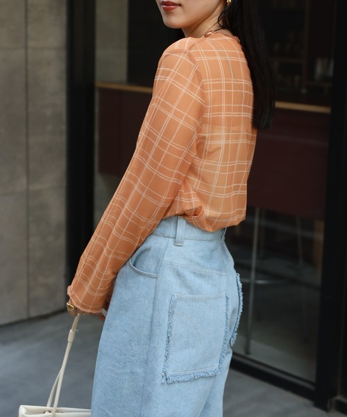 COMMRE(コムル)の「プリントチュールトップス(Tシャツ/カットソー・レディース・ブラウン/オレンジ/グリーン・FREE)」の6枚目の写真