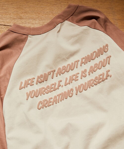 FREAK'S STORE(フリークスストア)の「【限定展開】w/ the Parks/ウィズザパークス LIFE…発泡 back print raglan tee/バックプリントラグランTシャツ(Tシャツ/カットソー・レディース・ブラック/ブラウン系その他/レッド・フリ-)」の13枚目の写真
