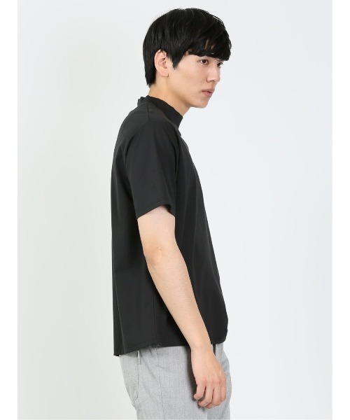 renoma HOMME（レノマオム）の「レノマ オム ロゴプリント モックネック半袖Tシャツ（Tシャツ/カットソー・メンズ・ホワイト/ブラック・MEDIUM/LARGE/X-LARGE）」の6枚目の写真