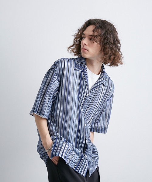 JUNRED（ジュンレッド）の「透かし編みストライプ柄シャツ（シャツ/ブラウス・メンズ・ネイビー/イエロー/ブルー・M/L/LL）」の5枚目の写真