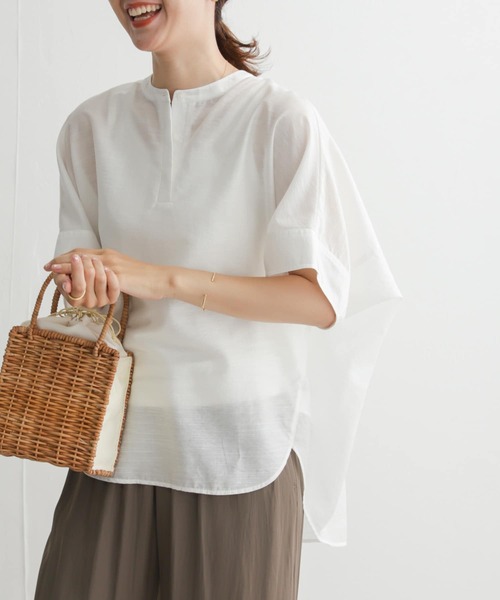 URBAN RESEARCH DOORS(アーバンリサーチドアーズ)の「ヒヨクスキッパーコクーンブラウス(シャツ/ブラウス・レディース・ホワイト/ネイビー/グレー系その他・MEDIUM)」の4枚目の写真