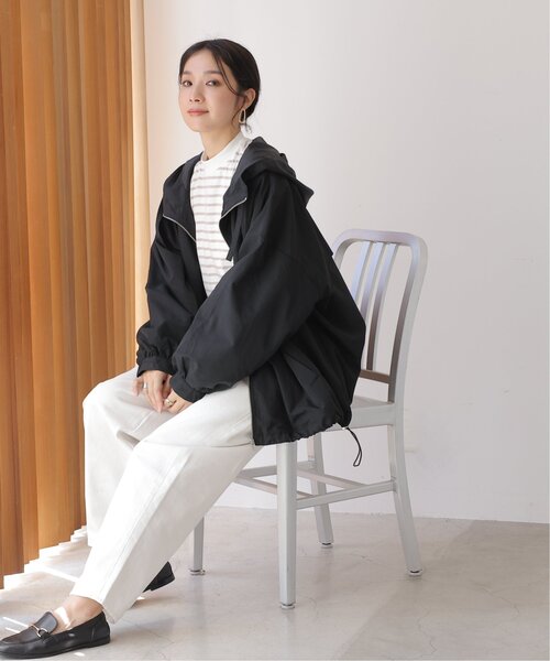 frames RAY CASSIN（フレームスレイカズン）の「ボリュームミドルパーカー（ブルゾン・レディース・ブラック/カーキ/グレイッシュベージュ・FREE）」の6枚目の写真