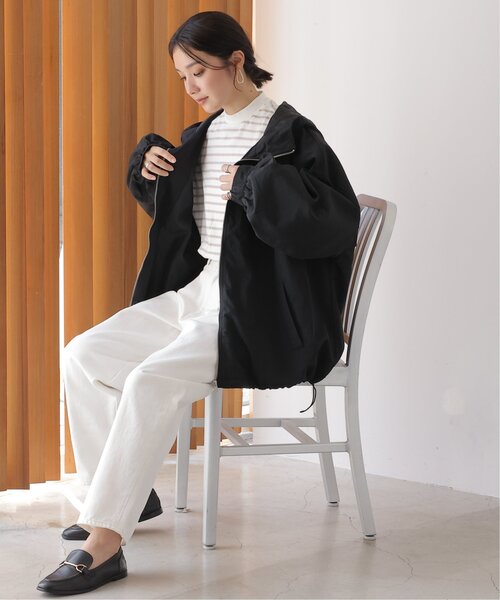 frames RAY CASSIN（フレームスレイカズン）の「ボリュームミドルパーカー（ブルゾン・レディース・ブラック/カーキ/グレイッシュベージュ・FREE）」の9枚目の写真