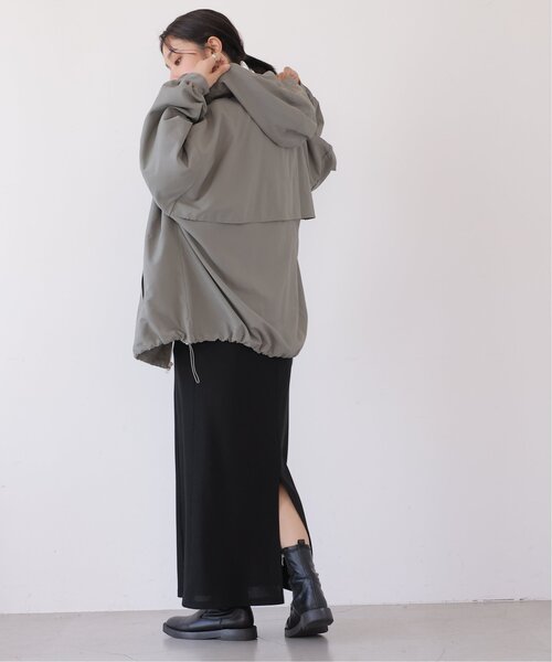 frames RAY CASSIN（フレームスレイカズン）の「ボリュームミドルパーカー（ブルゾン・レディース・ブラック/カーキ/グレイッシュベージュ・FREE）」の16枚目の写真