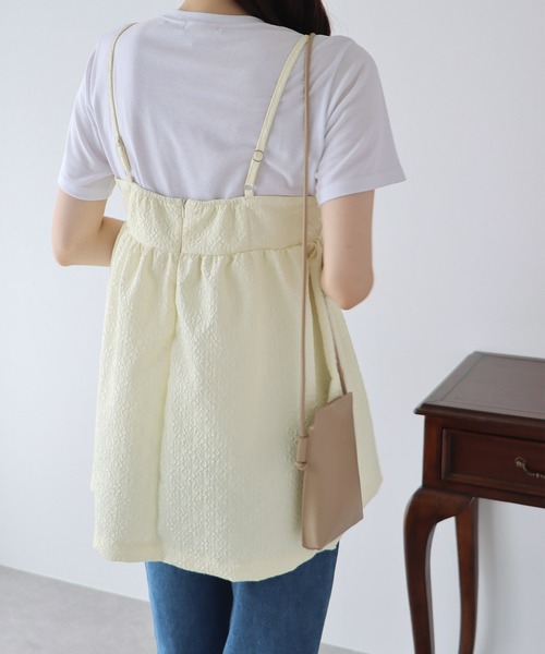 BLUEEAST（ブルーイースト）の「フェザー&フクレジャガードキャミソール（キャミソール・レディース・ブラック/モカ/アイボリー/アイボリー系/ブラック系・MEDIUM）」の6枚目の写真