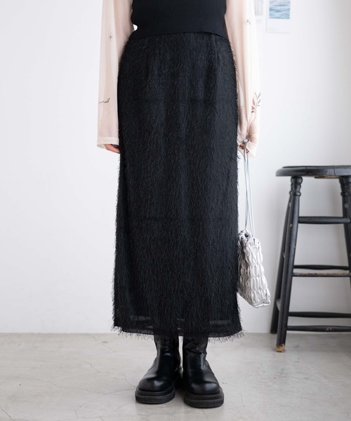 WEGO（ウィゴー）の「WEGO/フリンジロングスカート（スカート・レディース・ブラック/アイボリー・FREE）」の4枚目の写真