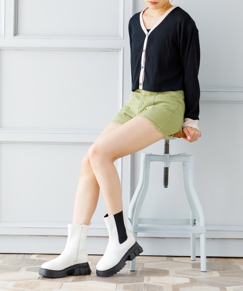 attagirl（アタガール）の「サイドゴアバルキーヒールブーツ（ブーツ・レディース・カーキ/ブラック/ホワイト・M/S/L/LL）」の17枚目の写真