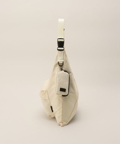 story.（ストーリー）の「【story./ストーリー】 ナイロントライアングルバッグ（トートバッグ・レディース・ホワイト/ブラック・FREE）」の3枚目の写真